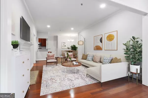 Atlanta, GA 30324,2921 Lenox RD NE #201