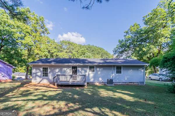 1669 Freedom VLY, Decatur, GA 30032