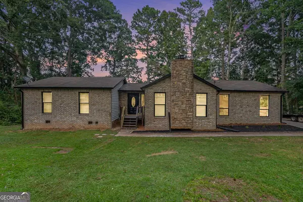 286 Grist Mill LN, Lawrenceville, GA 30046