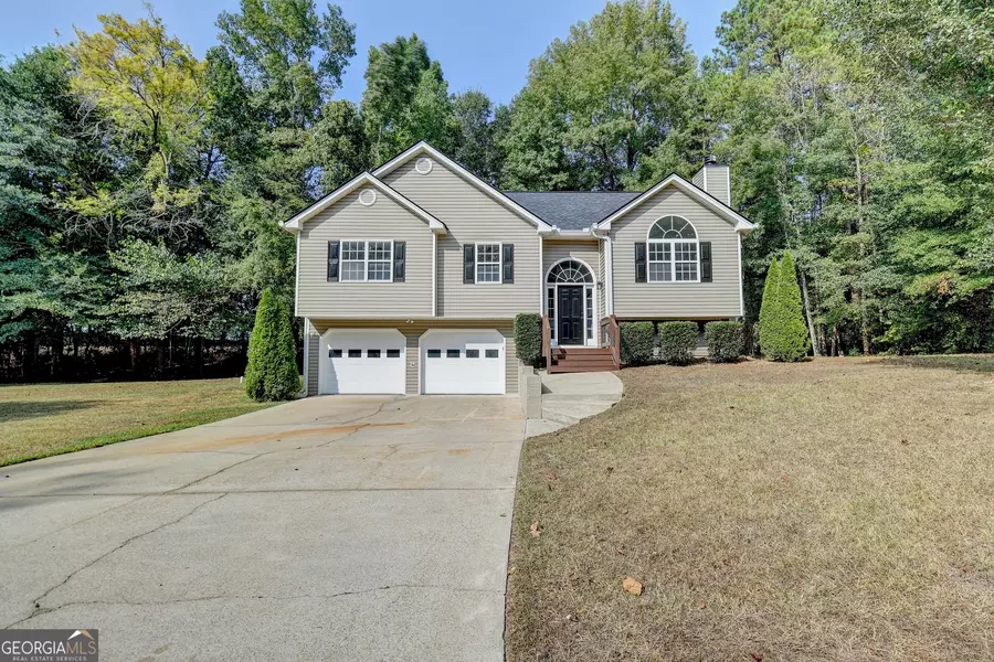 542 STONEVIEW DR, Hoschton, GA 30548