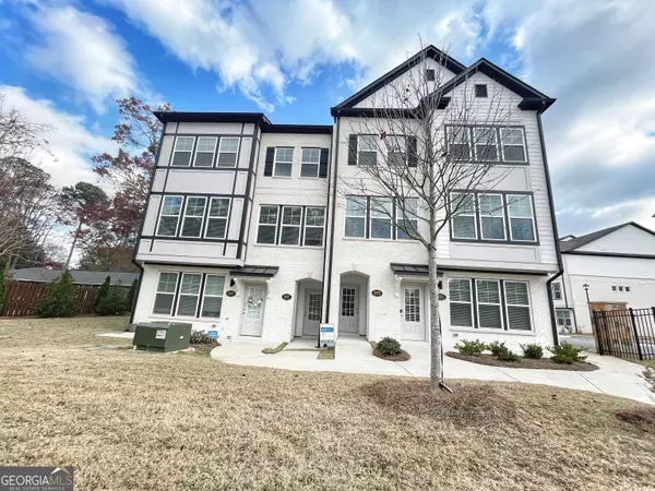 5097 Insperon LN #9, Peachtree Corners, GA 30092