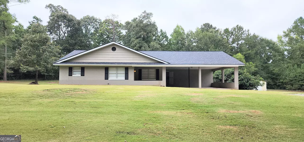 4517 West McIntosh RD, Griffin, GA 30223