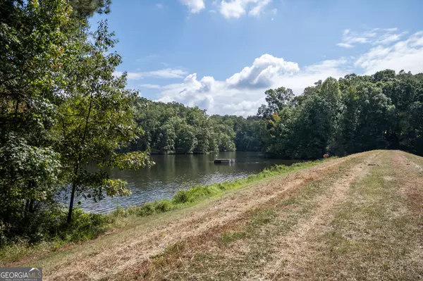 Arnoldsville, GA 30619,208 Lake Oglethorpe DR