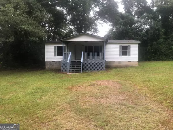 157 BARNESVILLE AVE, Barnesville, GA 30204