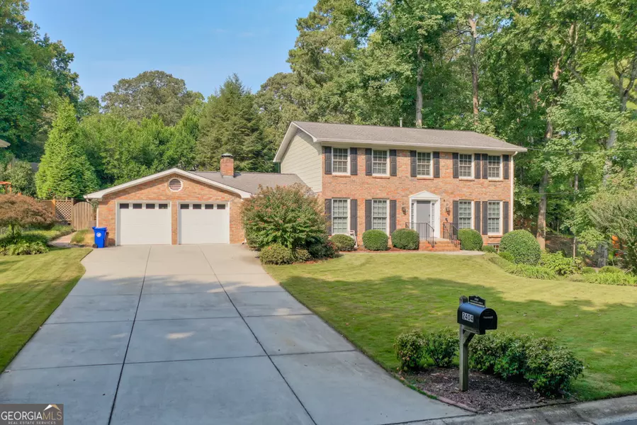 2404 Riverglenn CIR, Atlanta, GA 30338