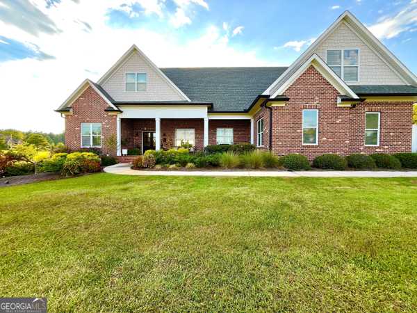 268 Gregory RD, Forsyth, GA 31029