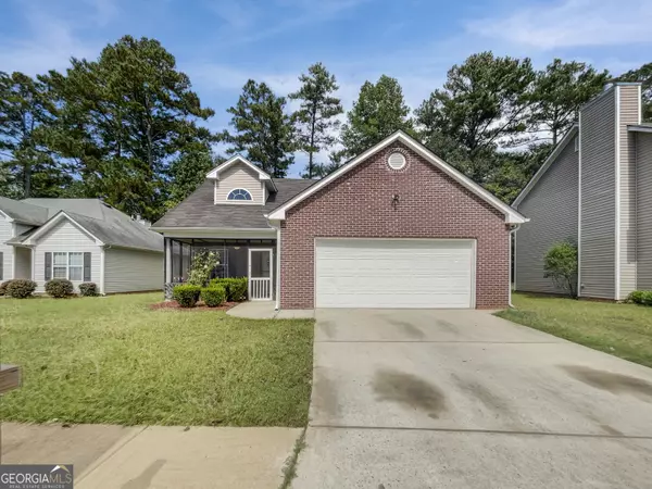 34 Belmont Park LN, Newnan, GA 30263