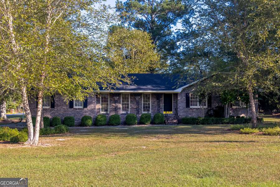 6427 Shawn DR, Lizella, GA 31052