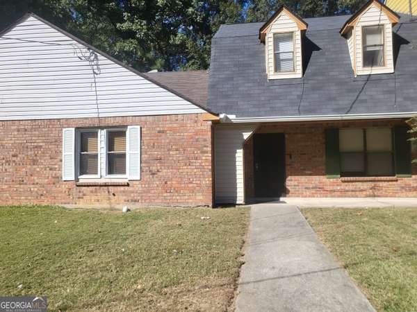 305 River Oak DR, Riverdale, GA 30274