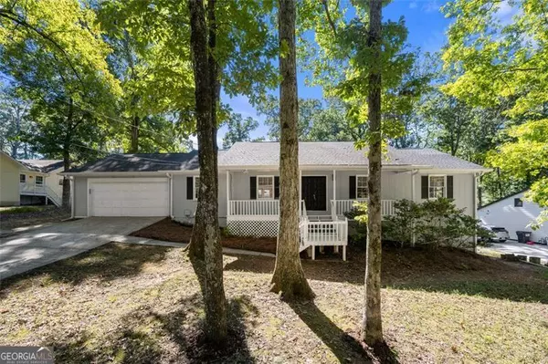 405 Hunters LN,  Woodstock,  GA 30189