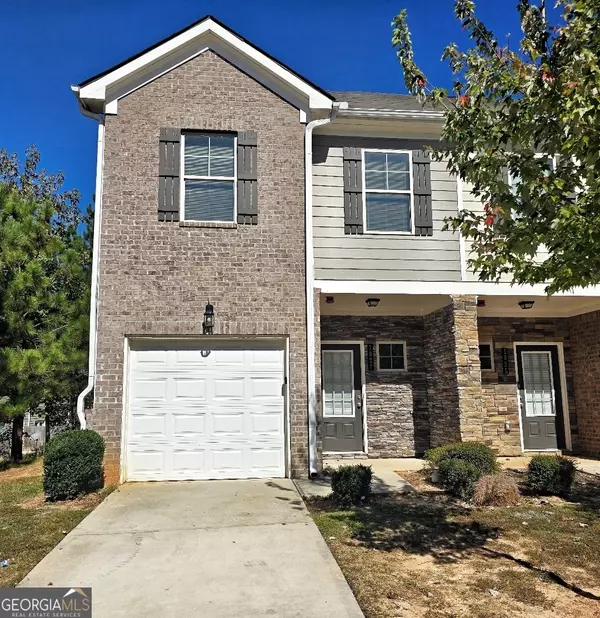 1827 Old Dogwood, Jonesboro, GA 30238