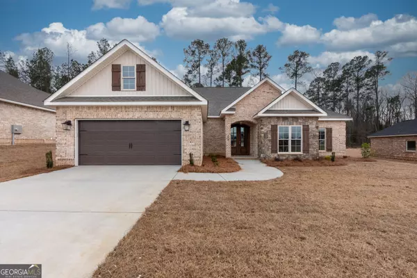 107 Golden Chestnut Bend, Bonaire, GA 31005