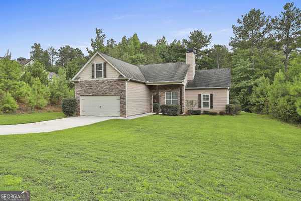 Newnan, GA 30263,277 Hickory Hills DR