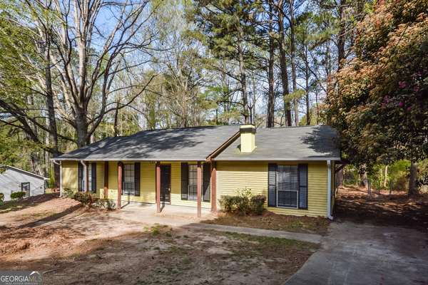 1949 Taffeta TRL, Lithonia, GA 30058