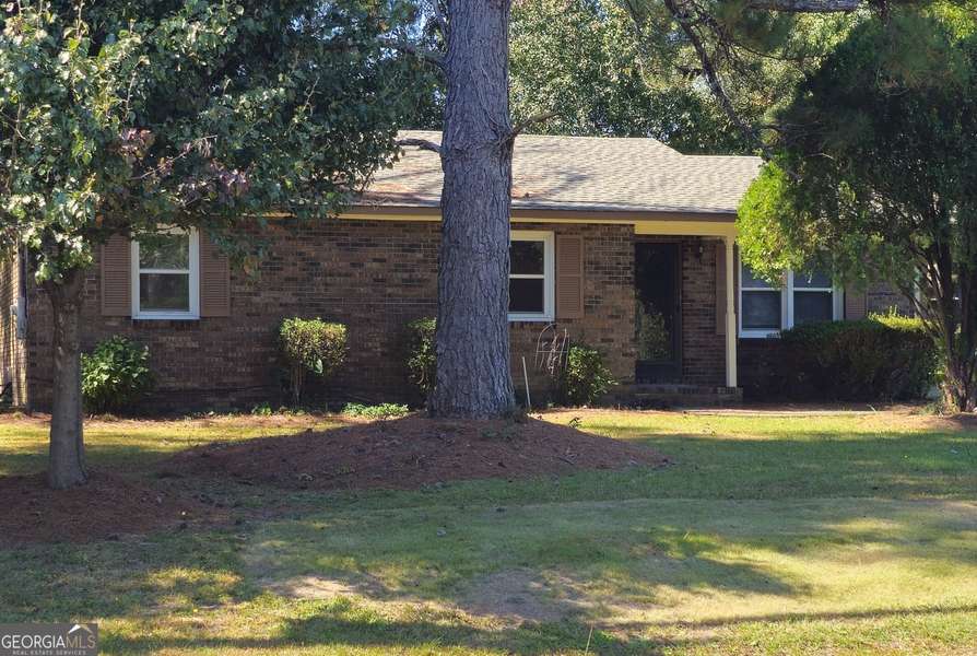 131 Elaine DR, Warner Robins, GA 31088