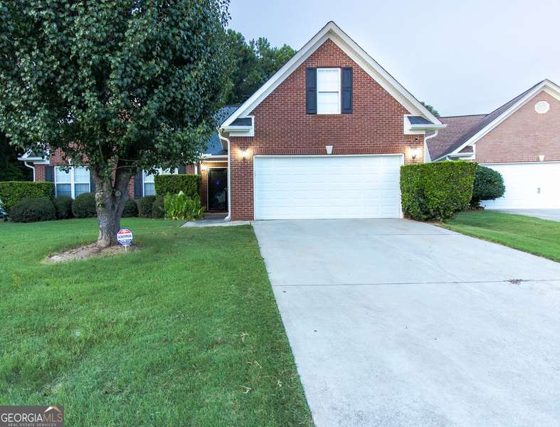 1616 Lady Maria CT, Locust Grove, GA 30248