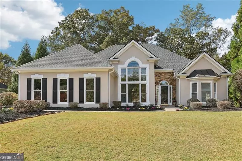 932 Lakemere Crest, Suwanee, GA 30024