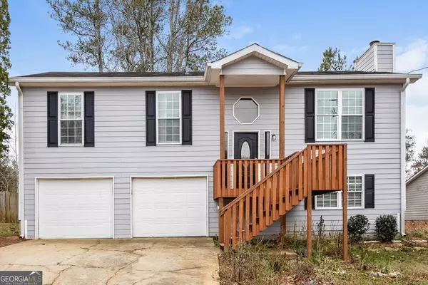 2557 Carol CIR, Douglasville, GA 30135