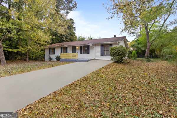 200 Sunrise CIR, Riverdale, GA 30274