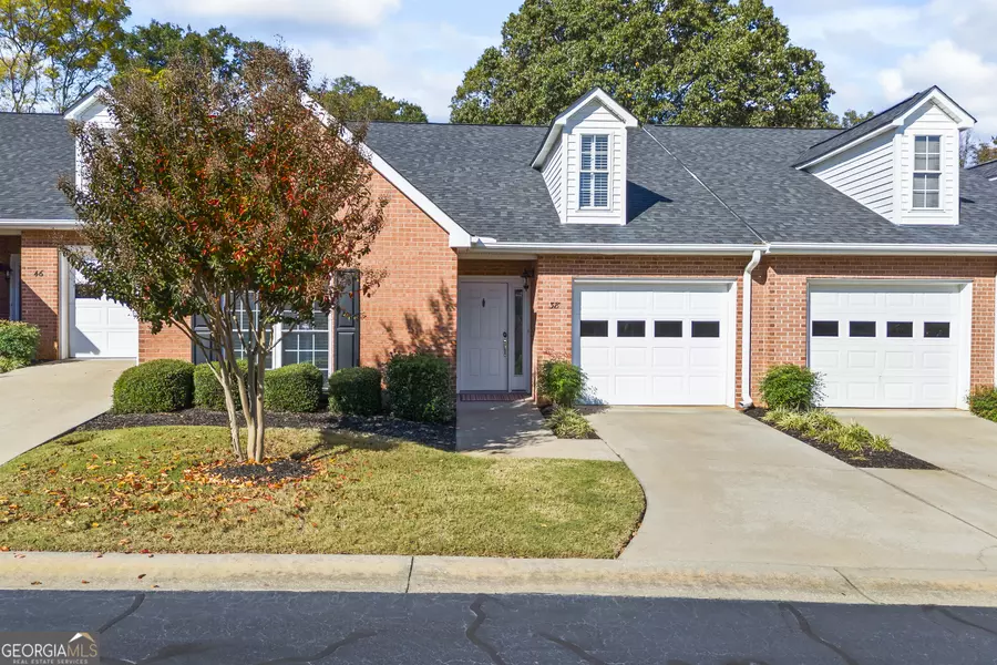 38 Somerset CT, Hartwell, GA 30643