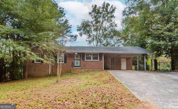 903 Longleaf DR, Forest Park, GA 30297