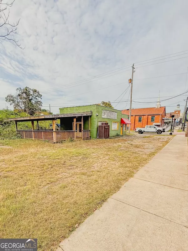 Griffin, GA 30223,406 E Solomon ST