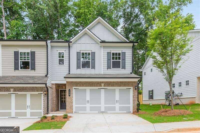 128 Town Walk DR, Holly Springs, GA 30115