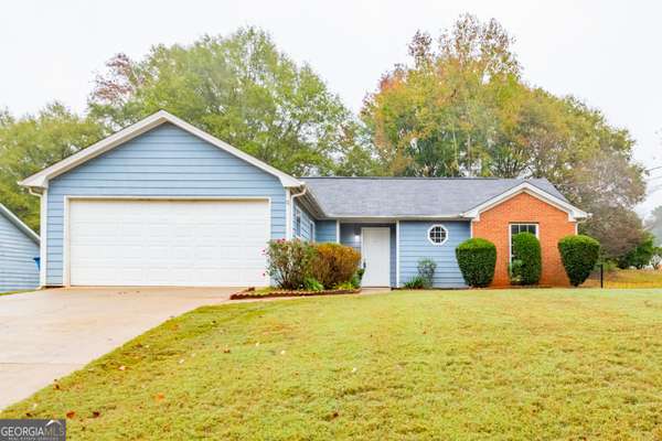 1121 Whisper Wind DR, Mcdonough, GA 30253