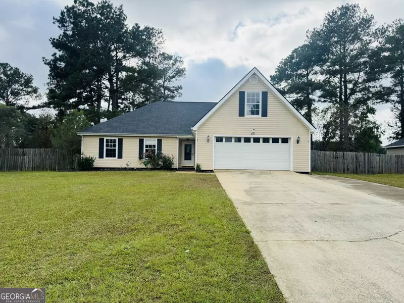 309 Greenview CT, Bonaire, GA 31005