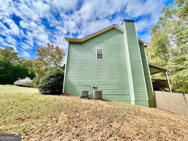 Senoia, GA 30276,75 Rock Mill CT