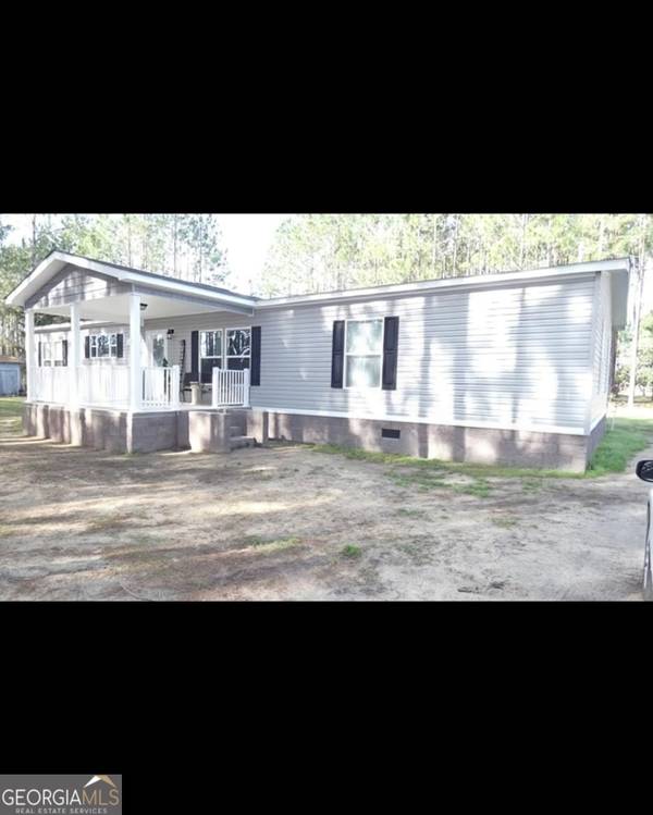 372 Friendship Rd, Alma, GA 31510