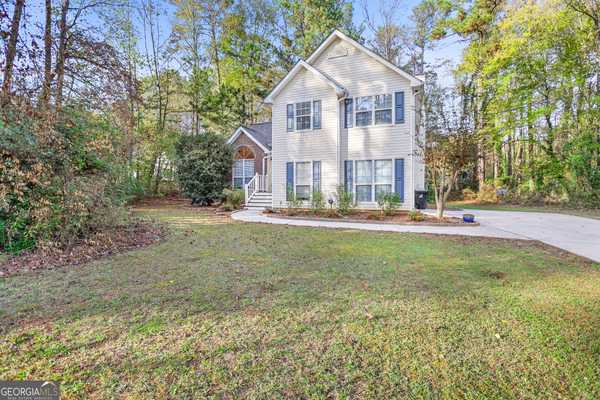 30 Sawgrass Manor Dr, Newnan, GA 30265