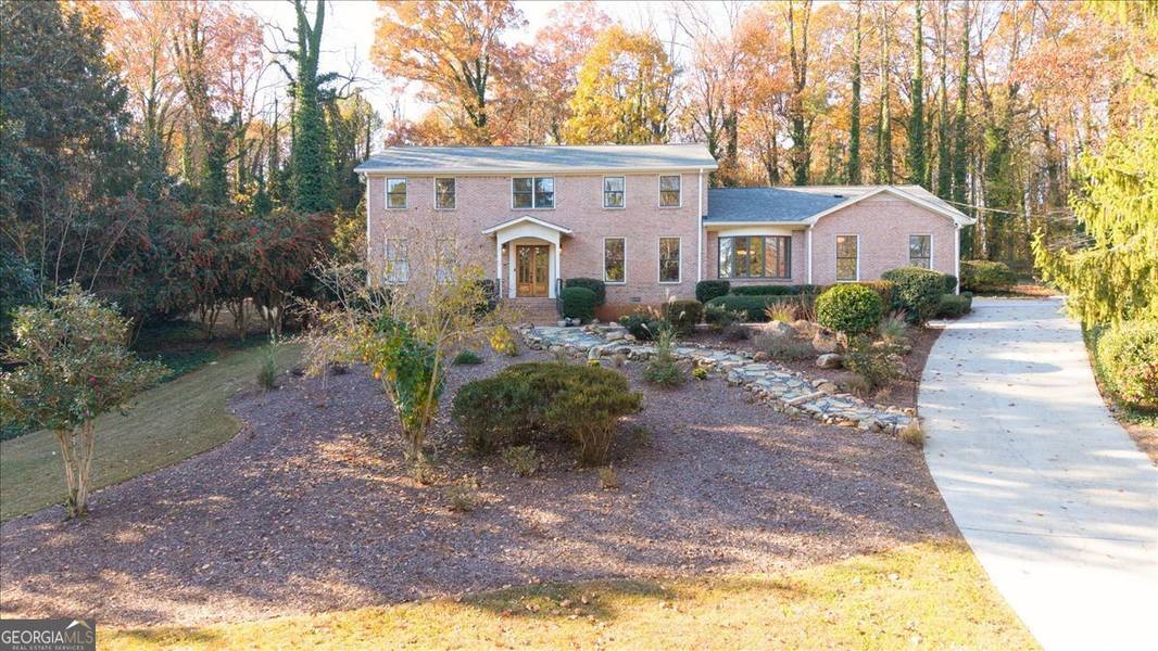 2237 Gunstock DR, Stone Mountain, GA 30087