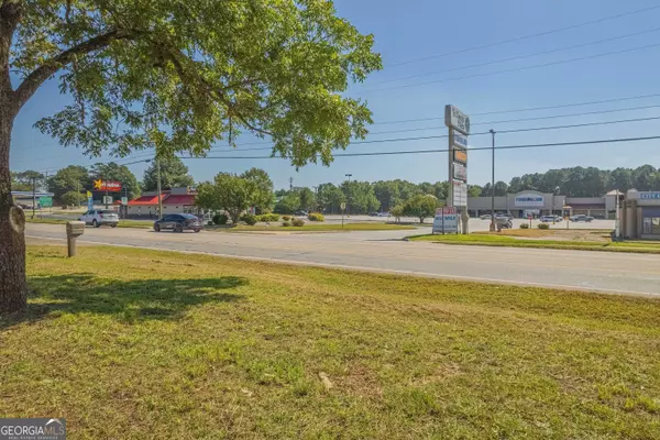 Royston, GA 30662,1070 Franklin Springs ST