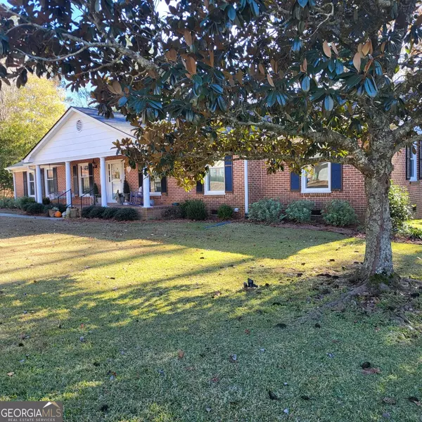 Lanett, AL 36863,1805 N 2nd CT