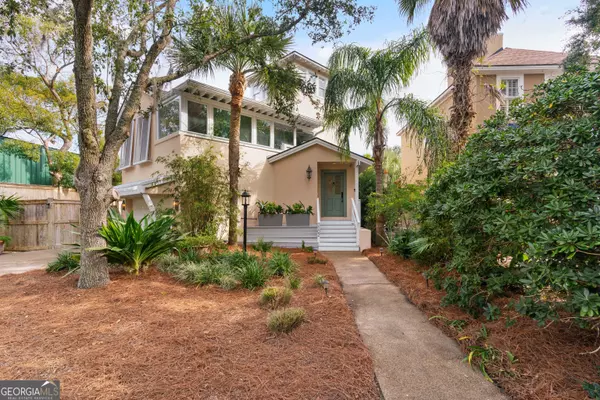 St Simons Island, GA 31522,102 Mews CIR