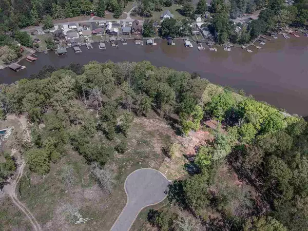 122 River Point RD #LOT 25, Jackson, GA 30233