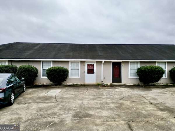 124 Evergreen TRL #B, Cartersville, GA 30121