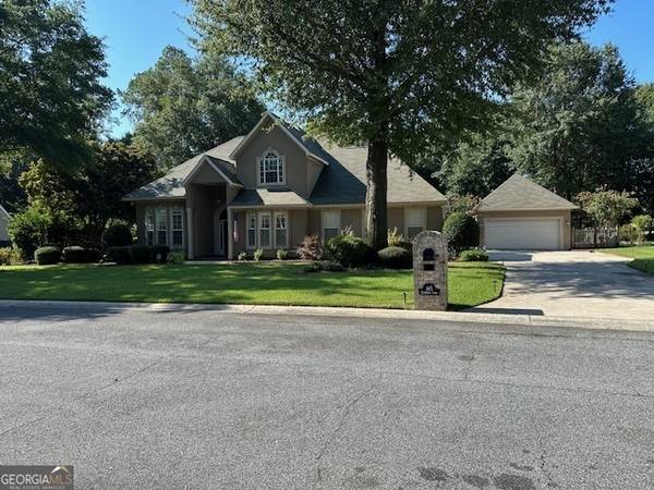 105 Huntshire TRCE, Warner Robins, GA 31088