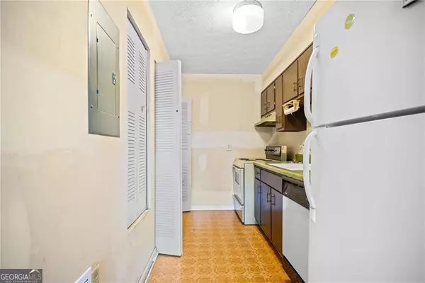 Peachtree Corners, GA 30092,6253 Overlook RD