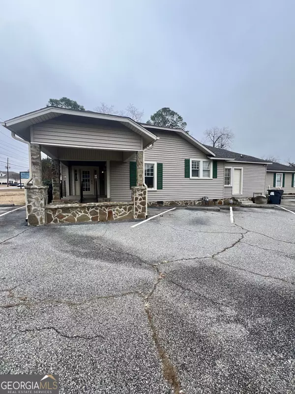 Perry, GA 31069,902 Northside DR