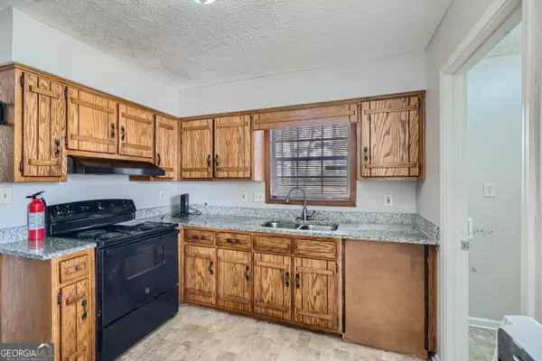 Riverdale, GA 30296,999 Ascot CT