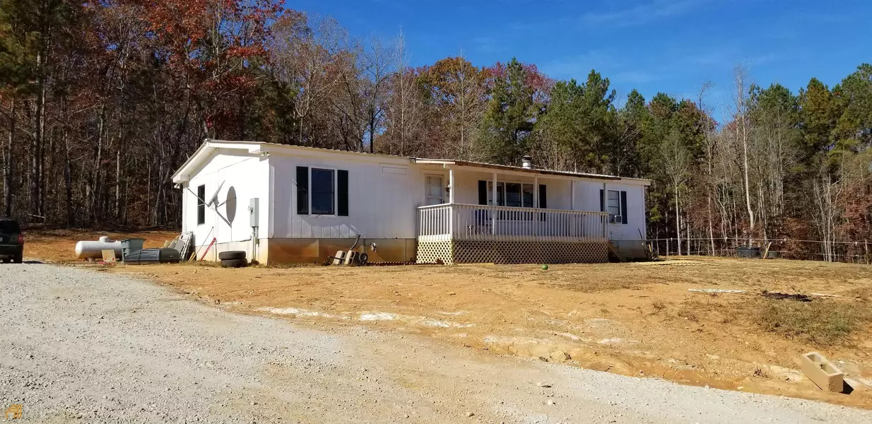 428 Susie Pope Rd., Buchanan, GA 30113