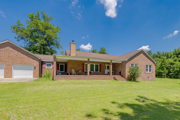 1979 Old Groveland RD, Pembroke, GA 31321