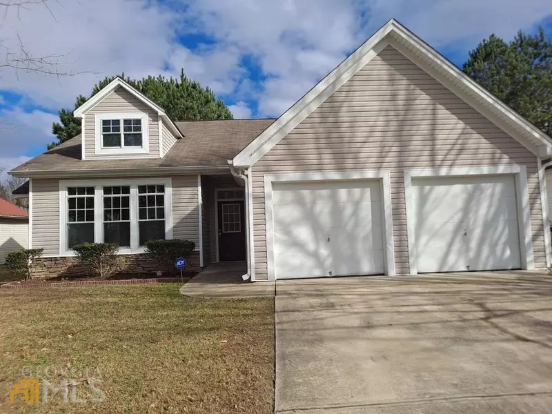 104 Greenwood Trace, Fairburn, GA 30213