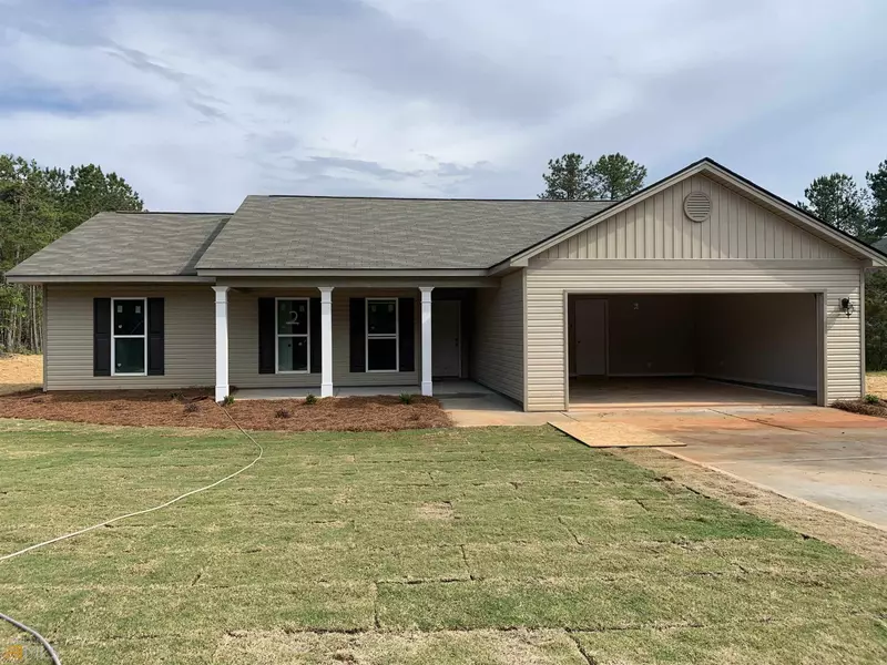 744 Lake Laurel Rd, Milledgeville, GA 31061