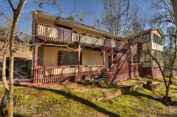 1797 Newport DR, Ellijay, GA 30540