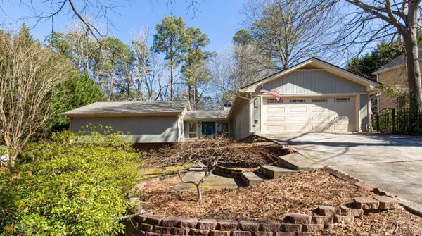 643 Chesterfield DR, Lawrenceville, GA 30044