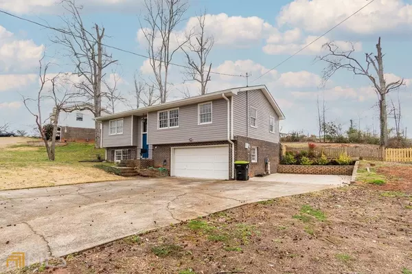 Newnan, GA 30263,10 Georgian DR