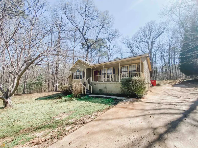 1332 Trails End DR, Macon, GA 31220